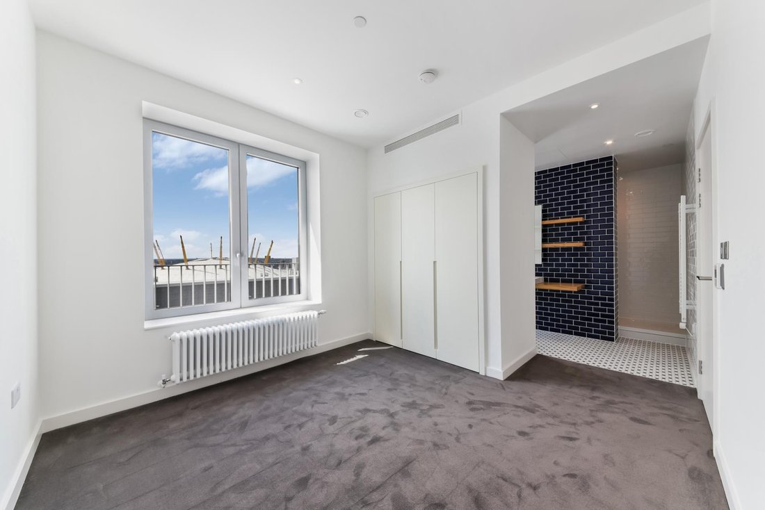 Apartment in Canning Town, Newham, England 3 - 16891111