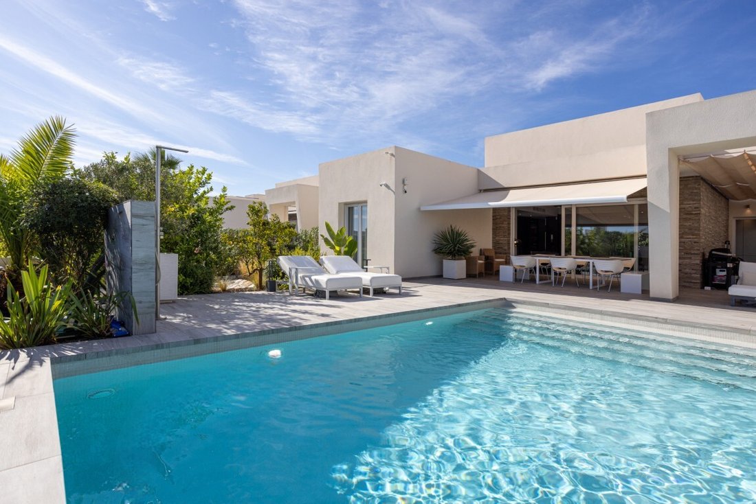Villa in Algorfa, Valencian Community, Spain 2 - 16890695