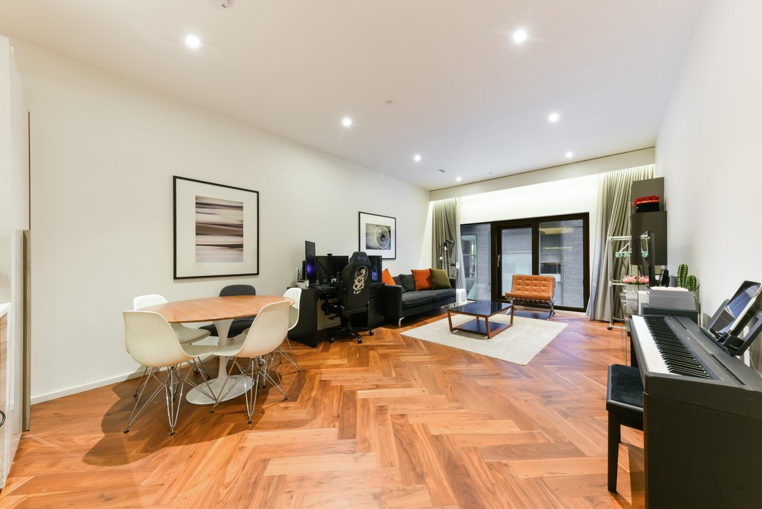 Apartment in New Covent Garden, Wandsworth (Greater London), England 1 - 16891162