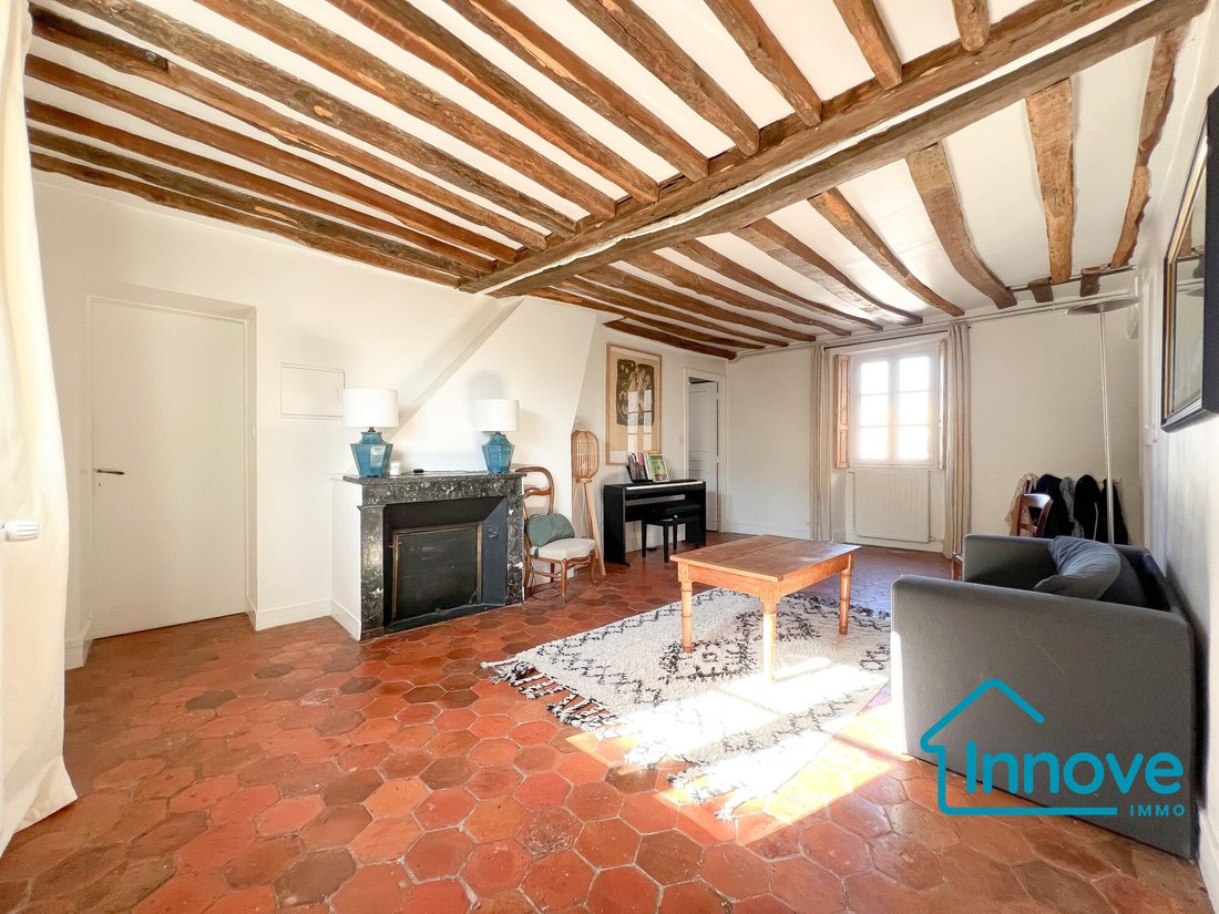 Apartment in Domaine National du Château, Versailles, France 4 - 16894695