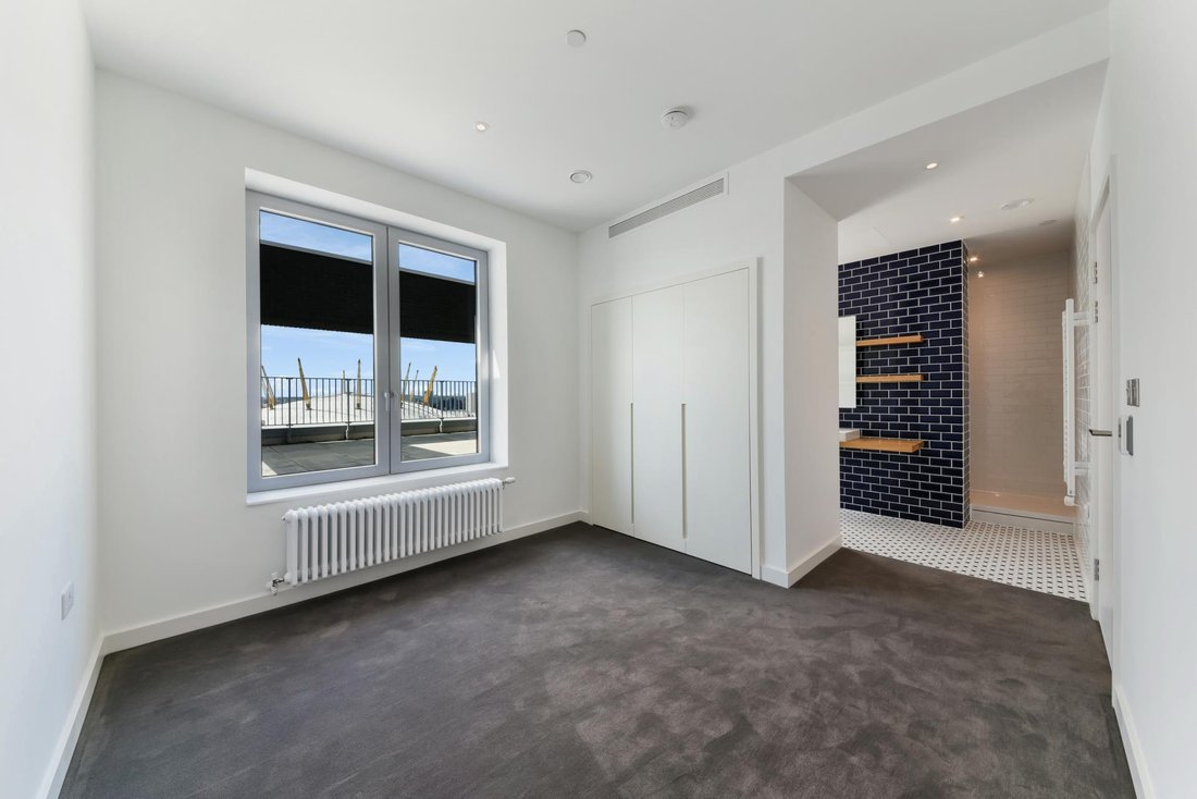 Apartment in Canning Town, Newham, England 3 - 16891214