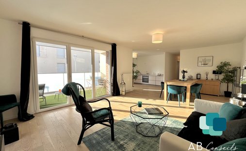 Castle for Sale in Saint-Lô, Normandy, France