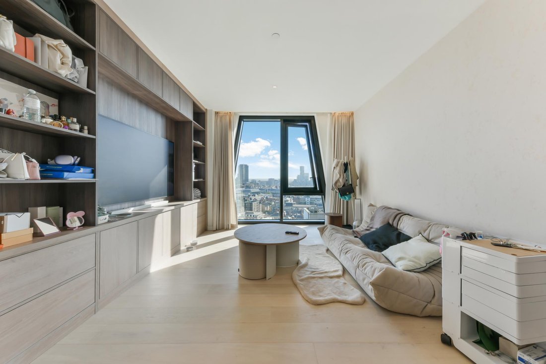 Apartment in Victoria, Westminster, England 2 - 16891350