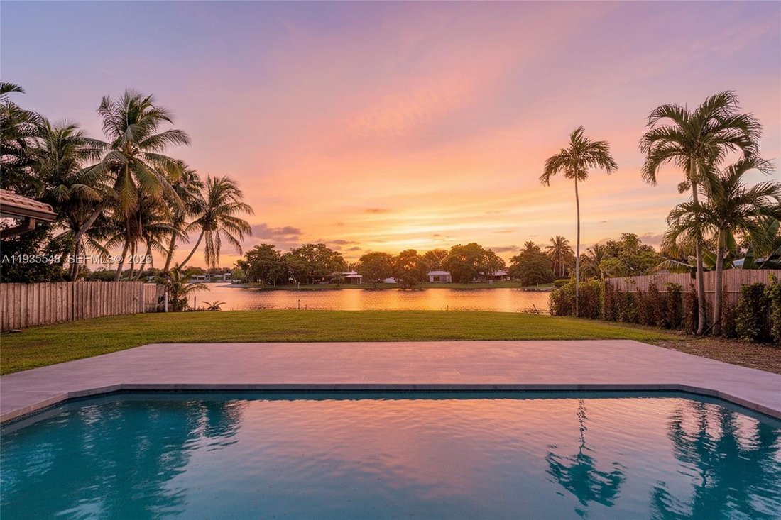 House in North Miami Beach, Florida, United States 1 - 16854342