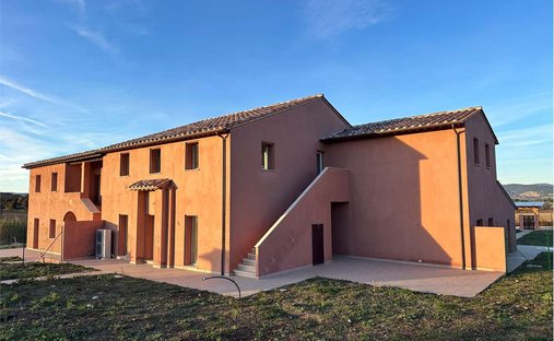 Castle For Sale In Umbria, Trasimeno Lake