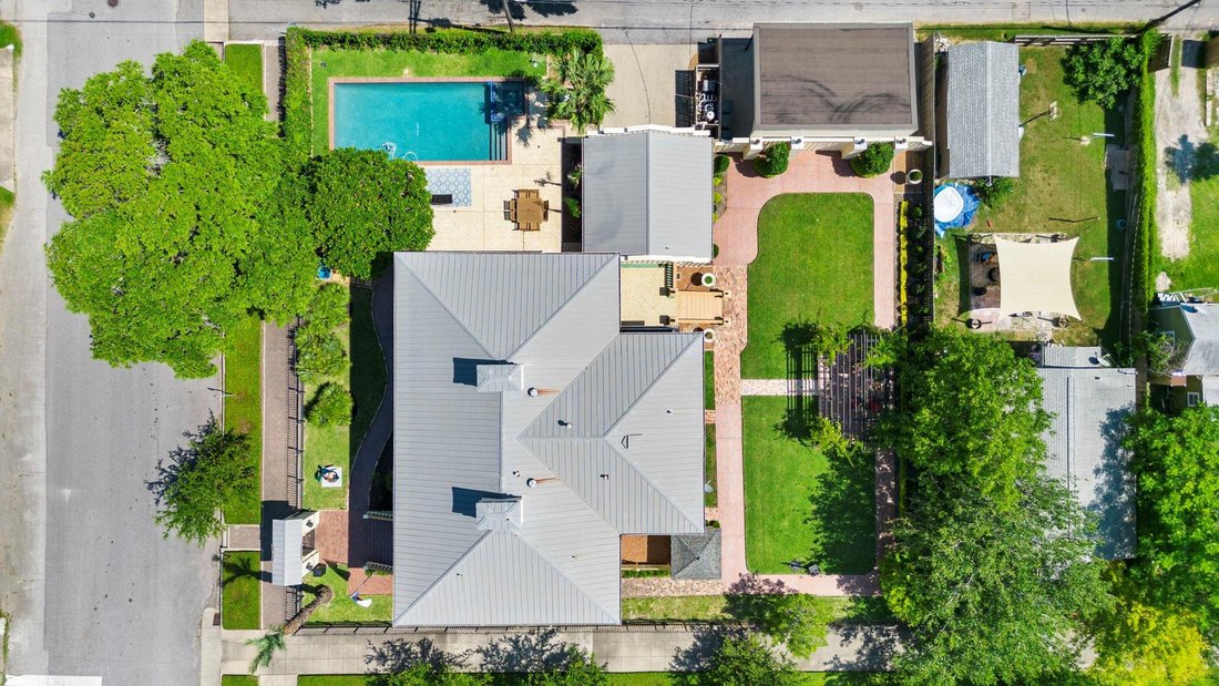 House in Galveston, Texas, United States 5 - 16891932