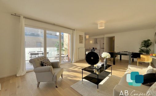 Castle for Sale in Saint-Lô, Normandy, France