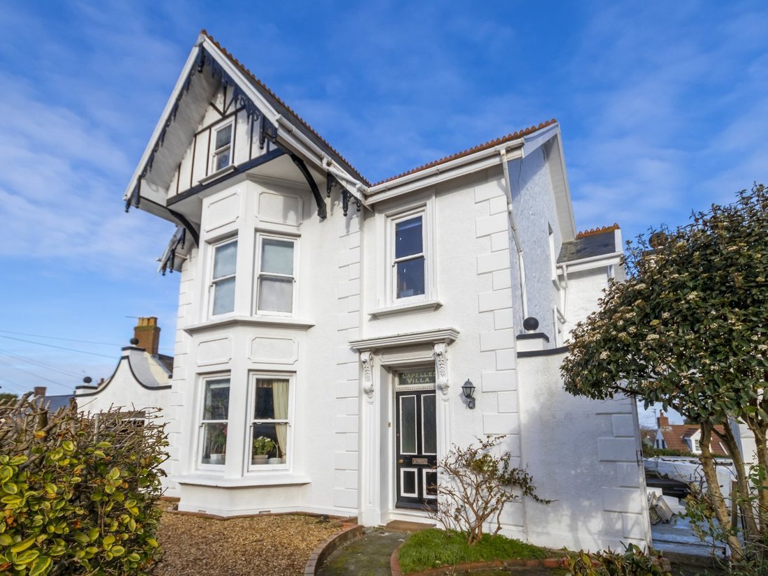 House in England 1 - 14850842