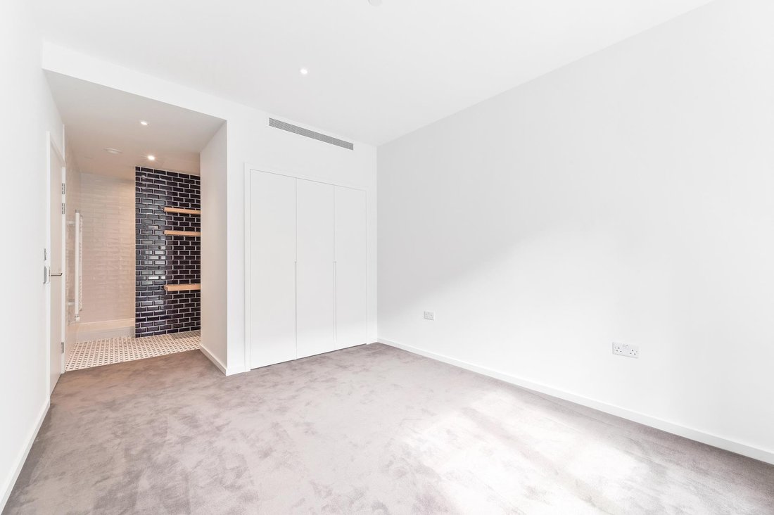 Apartment in Canning Town, Newham, England 4 - 16890869