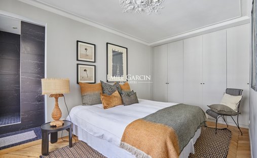 Castle for Sale in Paris, Île-de-France, France