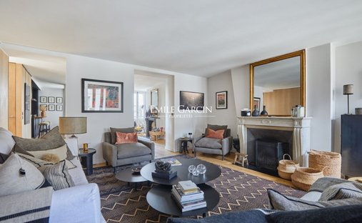 Castle for Sale in Paris, Île-de-France, France