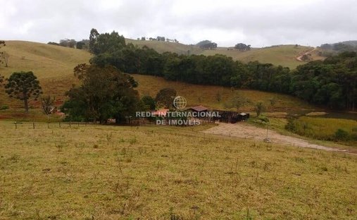 Farm Ranch in Ribeirão Branco, State of São Paulo, Brazil 1