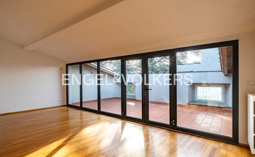 Castle for Sale in Tuscany, Italy