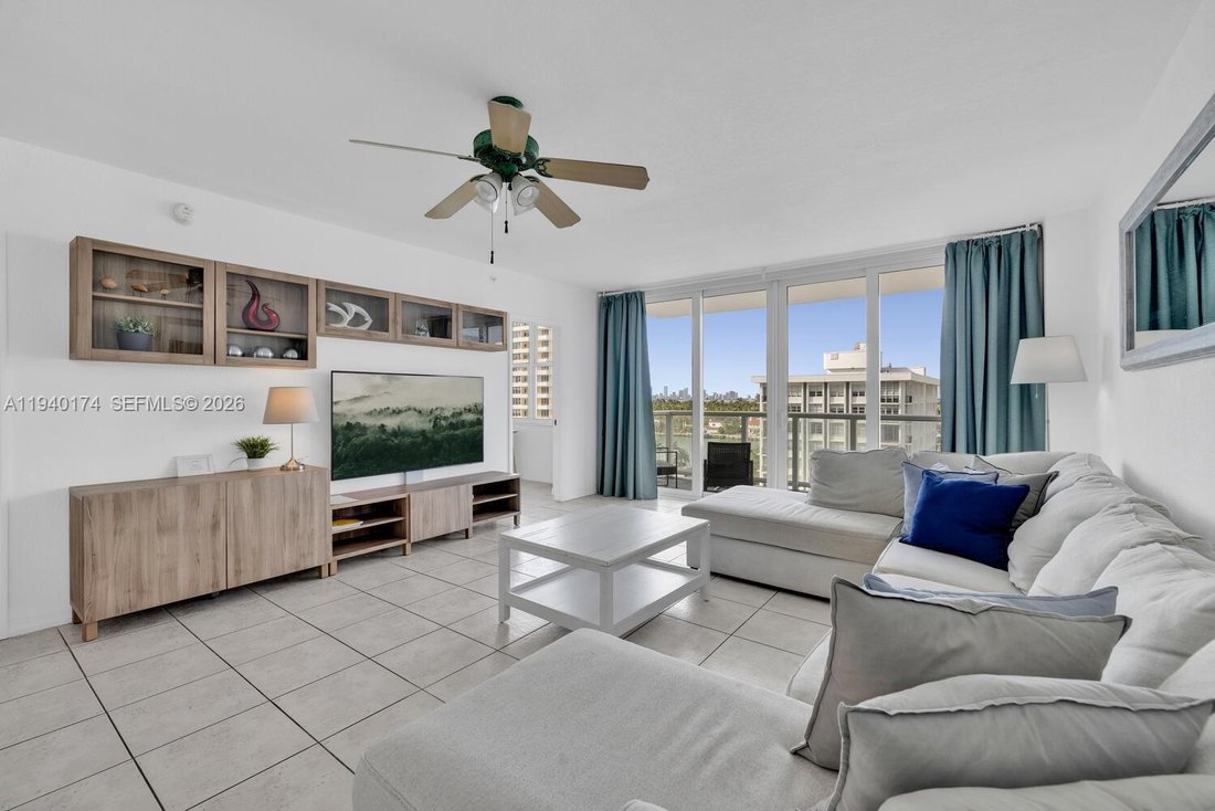 Condo in Miami Beach, Florida, United States 1 - 16895767