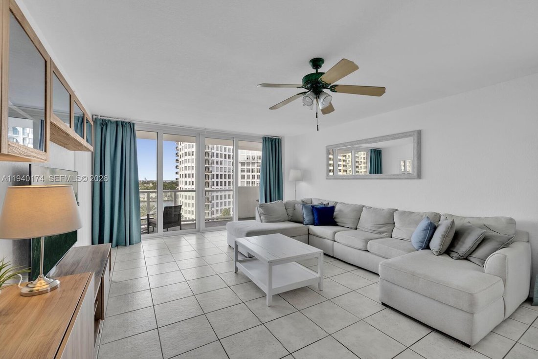 Condo in Miami Beach, Florida, United States 2 - 16895767