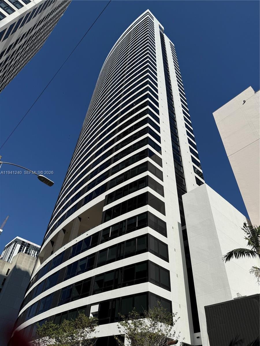 Condo in Miami, Florida, United States 2 - 16895625