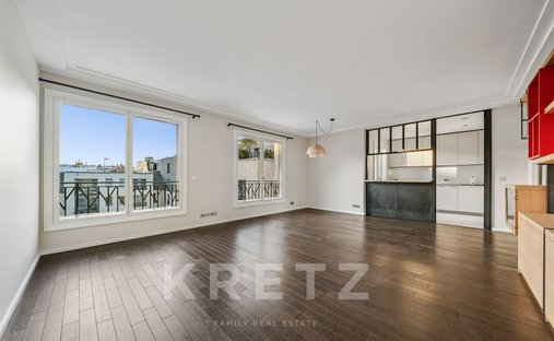 Castle for Sale in Paris, Île-de-France, France - 3