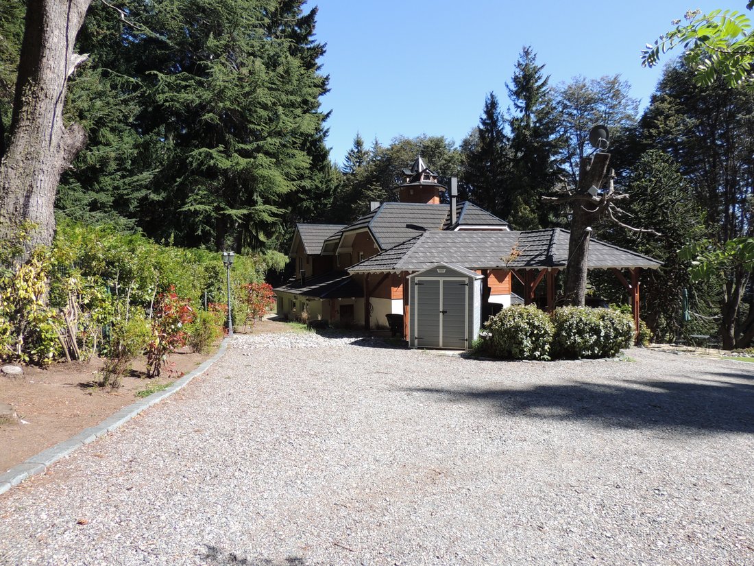 House in Villa Llao Llao, Río Negro, Argentina 3 - 16895796