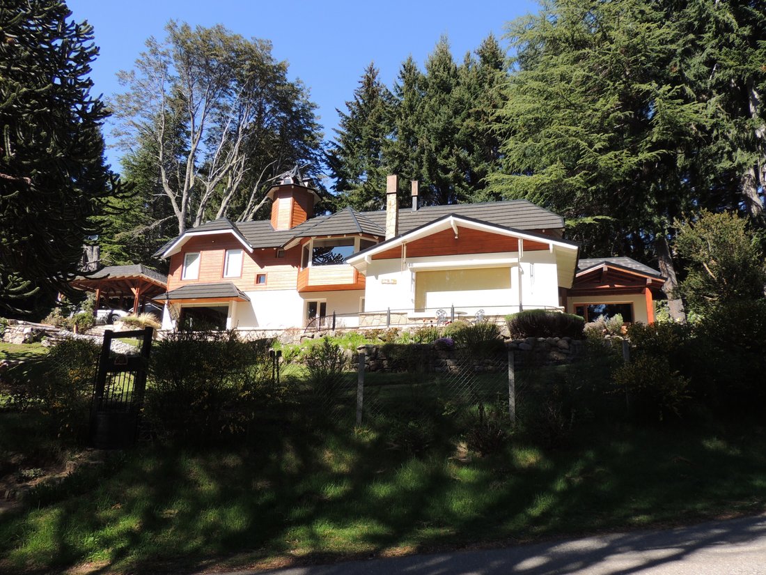 House in Villa Llao Llao, Río Negro, Argentina 2 - 16895796