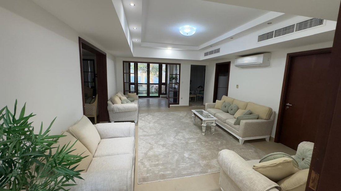 Villa in Al Rafaah, Ras al-Khaimah Emirate, United Arab Emirates 4 - 16908696