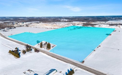 Land in Manitowoc, Wisconsin, United States 1