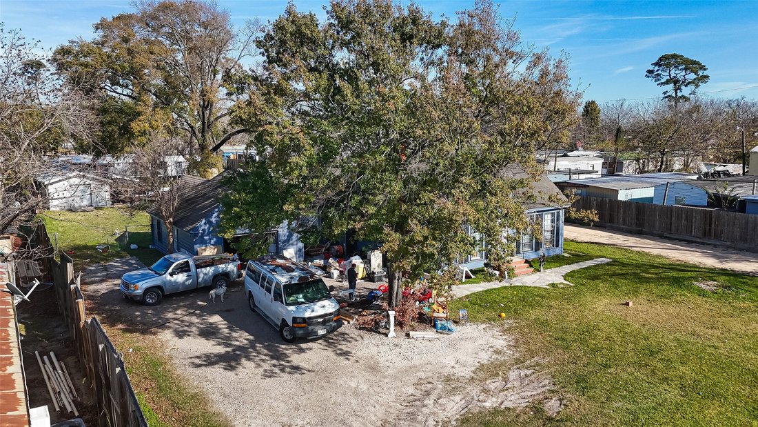 House in Channelview, Texas, United States 3 - 16873633