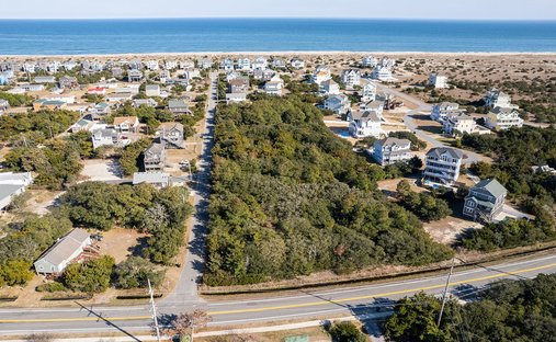 Land in Waves, North Carolina, United States 1