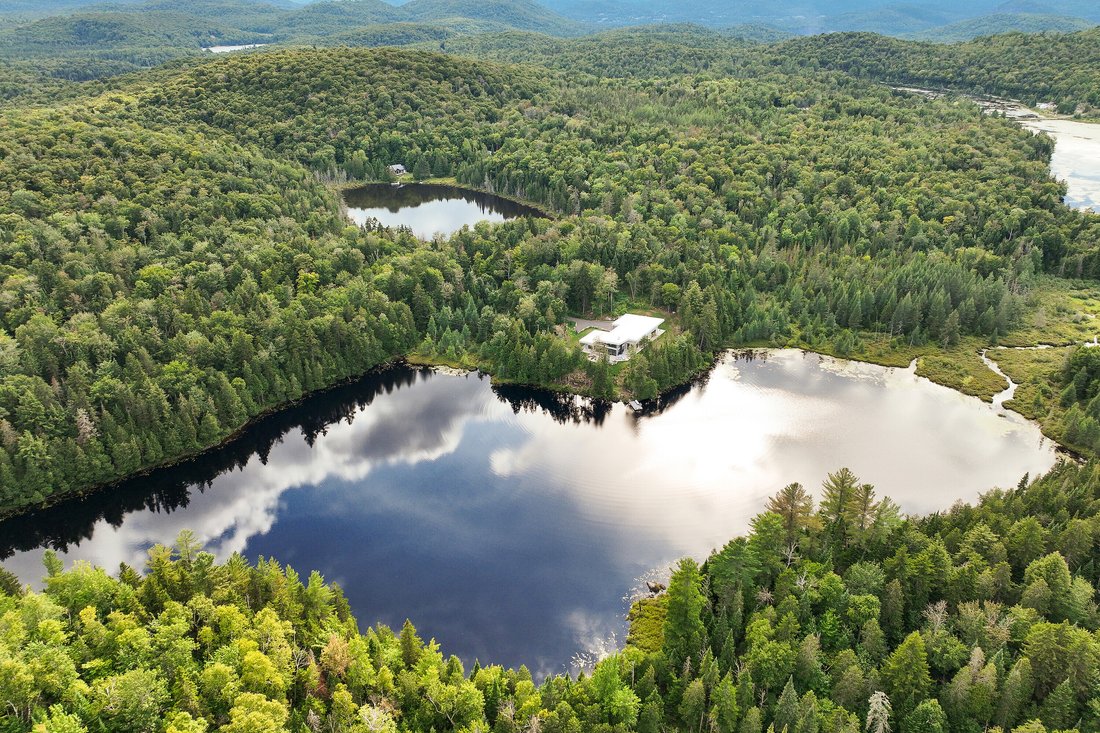 Altro a Saint-Hippolyte, Québec, Canada 1 - 16895913