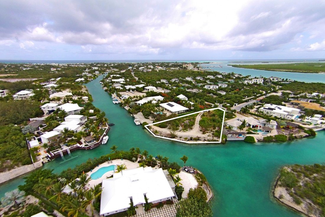 Land in Leeward Settlement, Caicos Islands, Turks and Caicos Islands 3 - 16896751