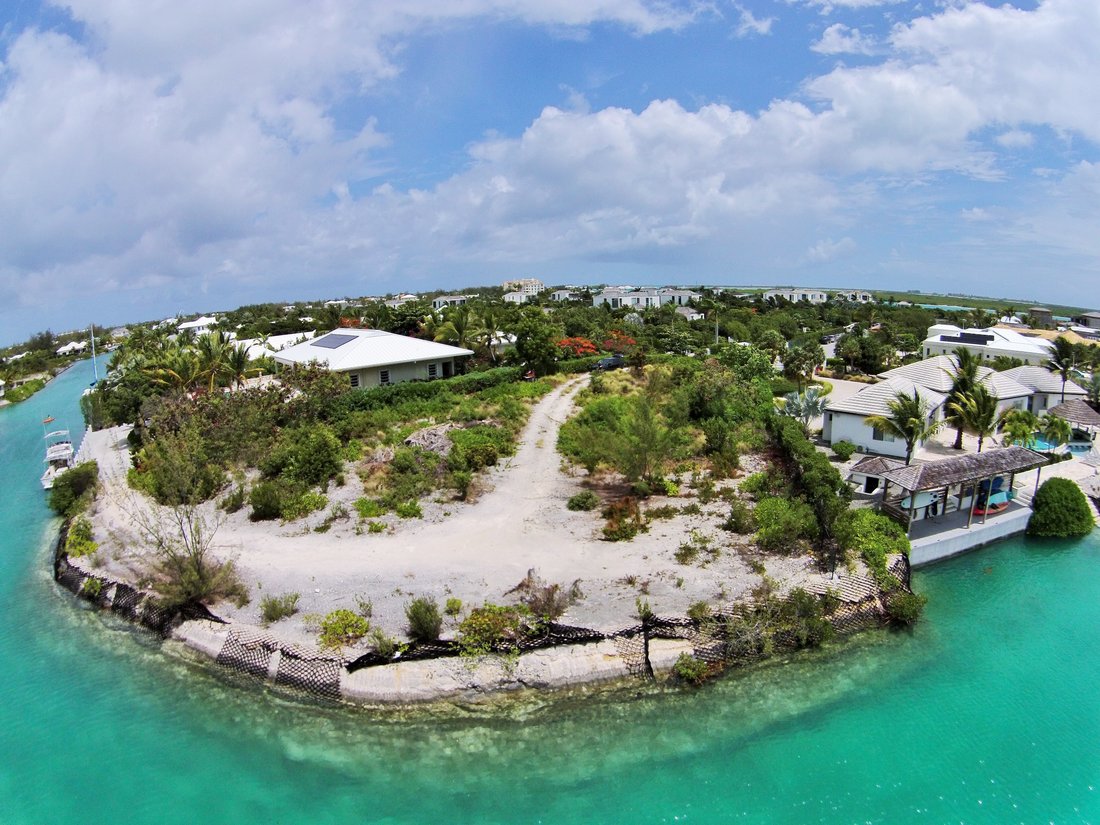 Land in Leeward Settlement, Caicos Islands, Turks and Caicos Islands 2 - 16896751