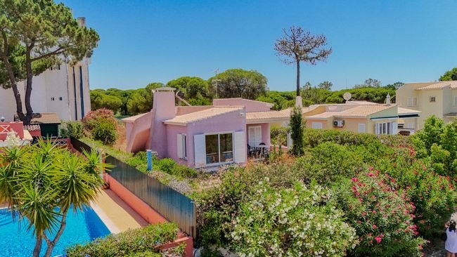 House in Vilamoura, Quarteira, Algarve 1 - 16898016