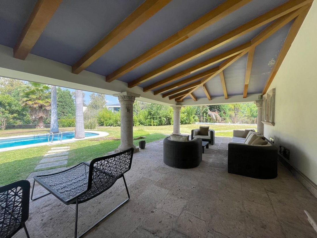 House in Zapopan, Jalisco, Mexico 2 - 16901942