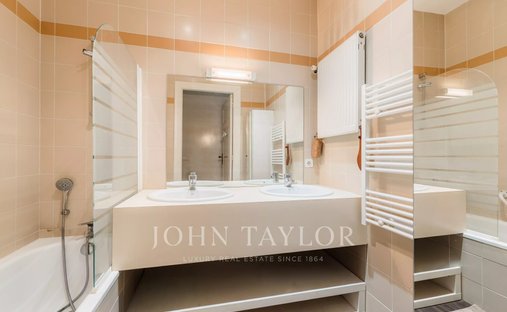 Cocumont Magnificent 18th Century Chateau 700m² On 11 Hectares, Swimming Pool With View