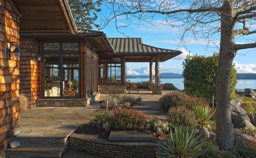 House in Saltspring Island, British Columbia, Canada 1