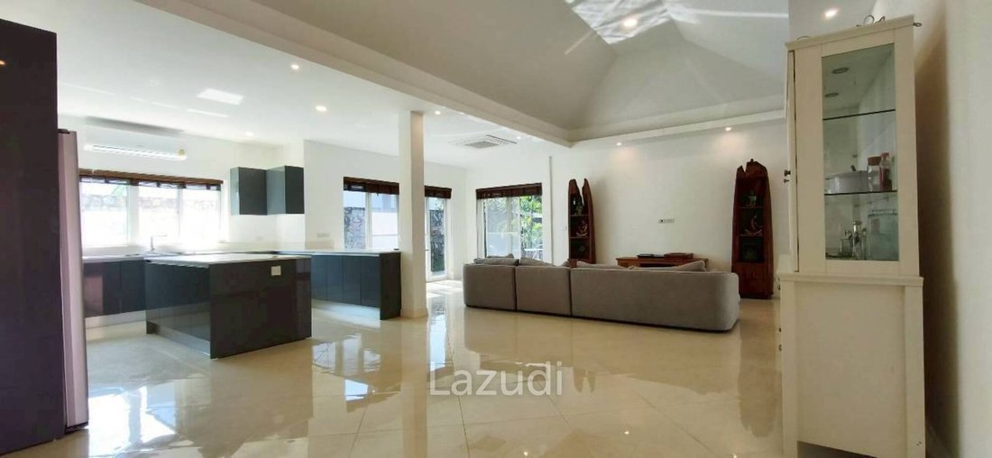Villa in Pong, Chon Buri, Thailand 4 - 16899130