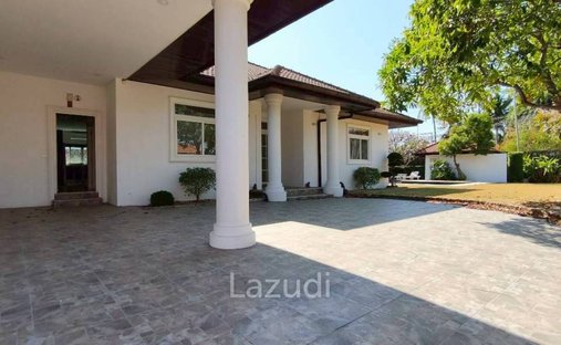 Villa in Pong, Chon Buri, Thailand 1