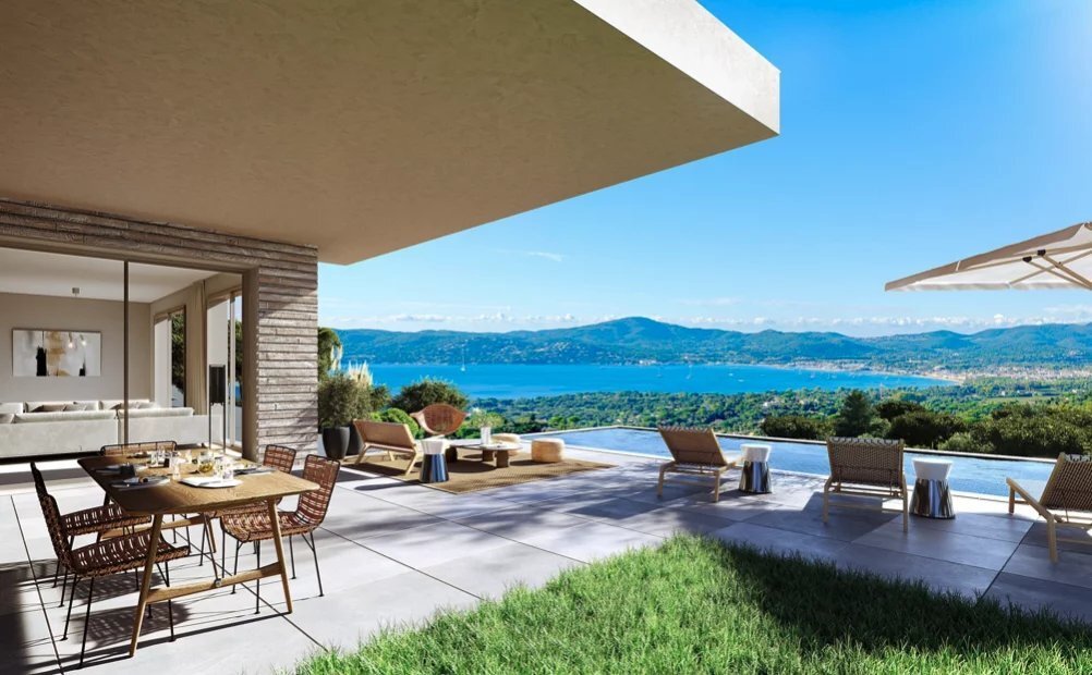 Villa in Grimaud, Provence-Alpes-Côte d'Azur, France 1 - 16898430