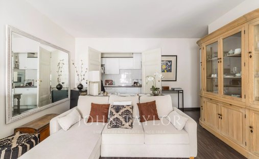 Cocumont Magnificent 18th Century Chateau 700m² On 11 Hectares, Swimming Pool With View