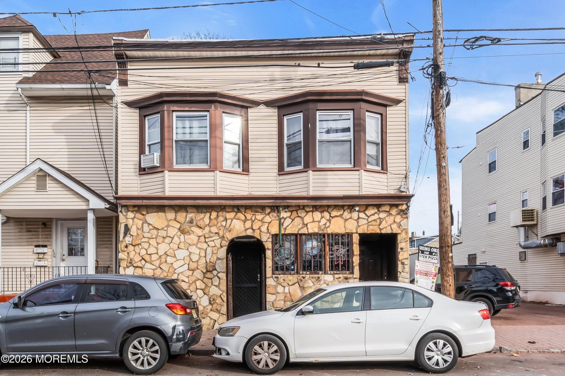 House in West Orange, New Jersey, United States 2 - 16900066