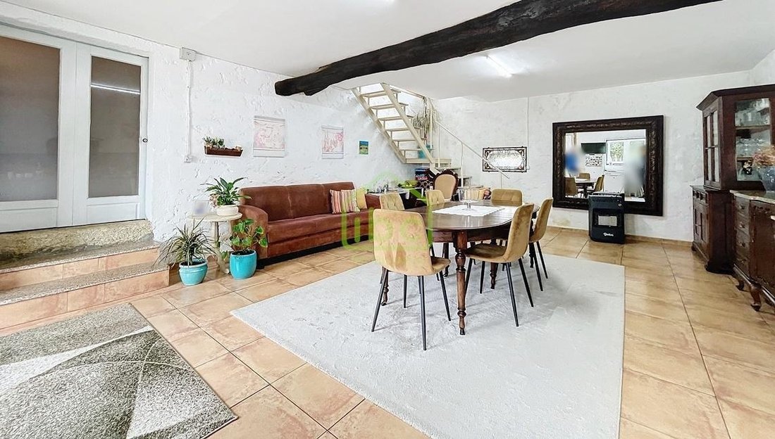 Townhouse in Aver-o-Mar, Amorim e Terroso, Porto District, Portugal 1 - 16903254