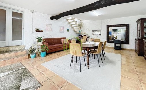 Townhouse in Aver-o-Mar, Amorim e Terroso, Porto District, Portugal 1