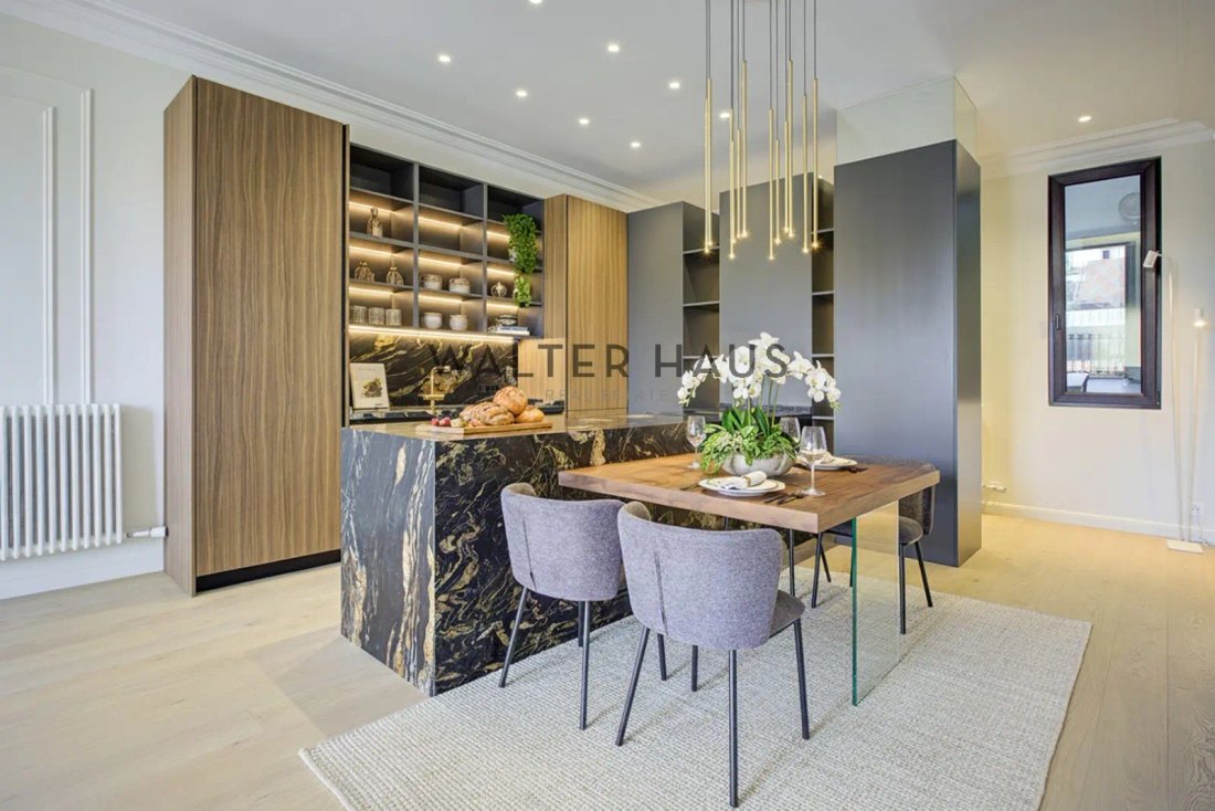 Apartment in Eixample, Barcelona, Spain 3 - 16848733