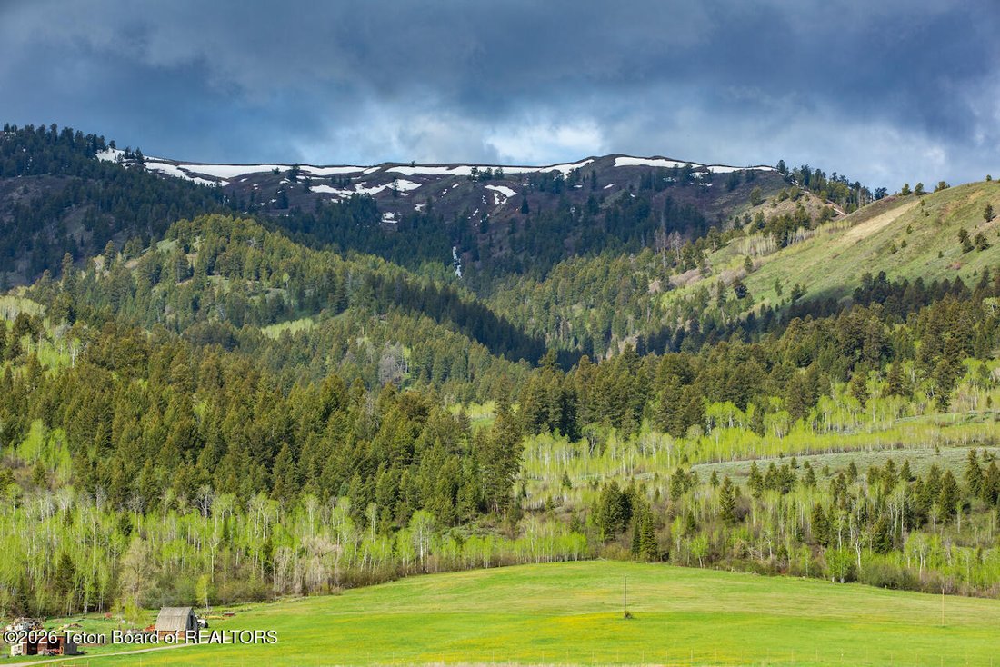 Land in Jackson, Wyoming, United States 2 - 16901614