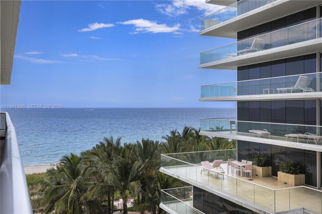 Condo in Bal Harbour, Florida, United States 1 - 16901340