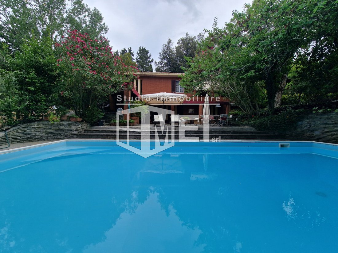 Villa in Collesalvetti, Tuscany, Italy 1 - 16898113