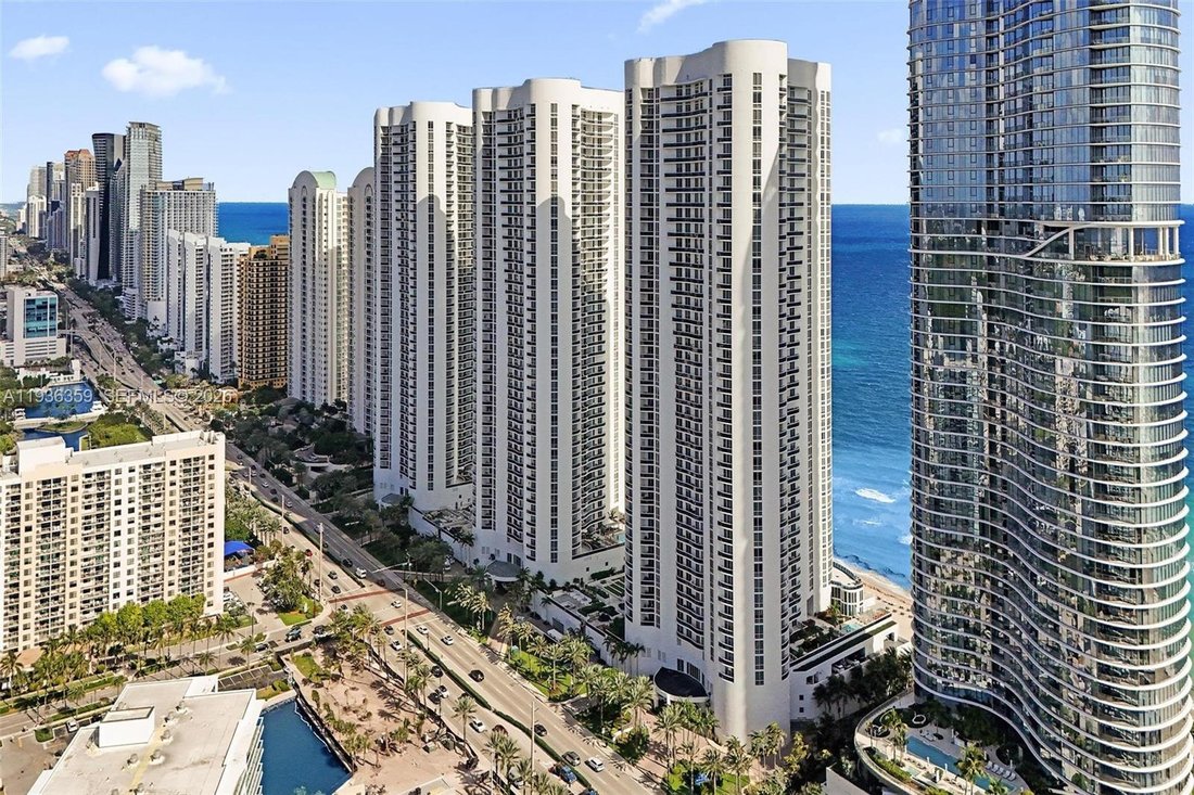 Condo in Sunny Isles Beach, Florida, United States 4 - 16901346
