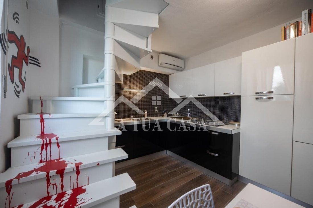 Apartment in Historic Center, Viareggio, Tuscany 5 - 16899969
