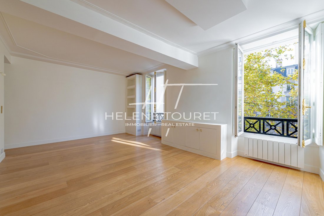 Apartment in Montorgueil-Saint Denis, Paris 2e Arrondissement, Paris 3 - 16898580