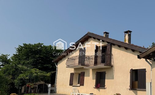 House in Bonrepos-sur-Aussonnelle, Occitania, France 1