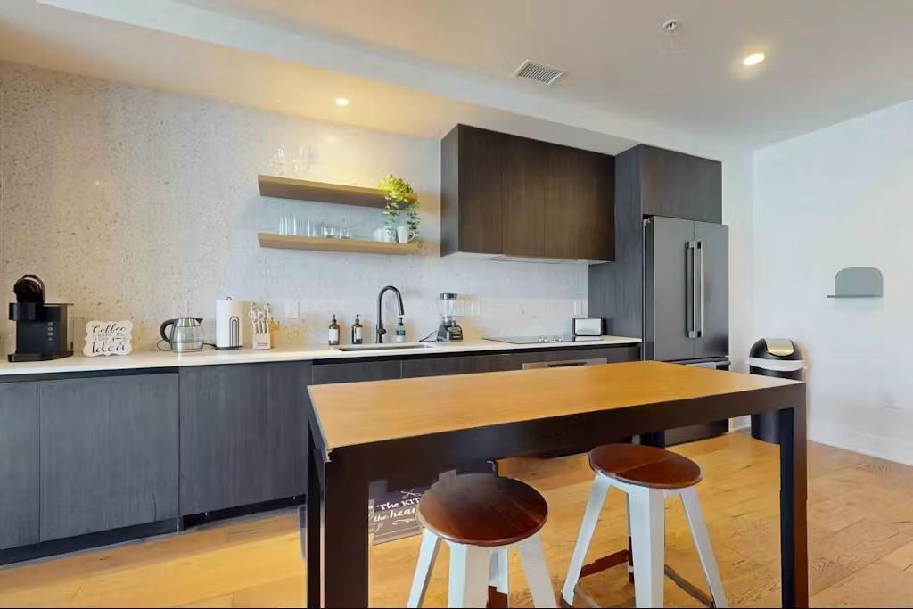 Condo in Austin, Texas, United States 4 - 16903066